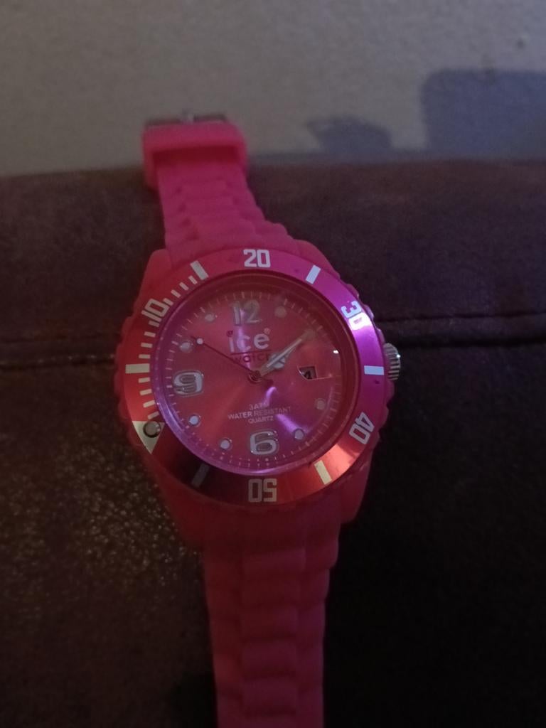 Roze Ice Watch Polshorloge, Overige merken, Polshorloge, Kunststof, Ophalen of Verzenden