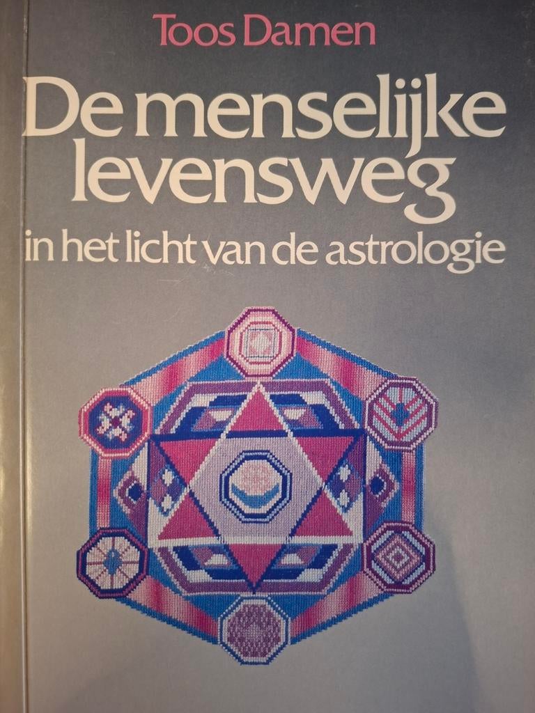 De menselijke levensweg in het licht van de astrologie, Ophalen of Verzenden, Zo goed als nieuw, Achtergrond en Informatie