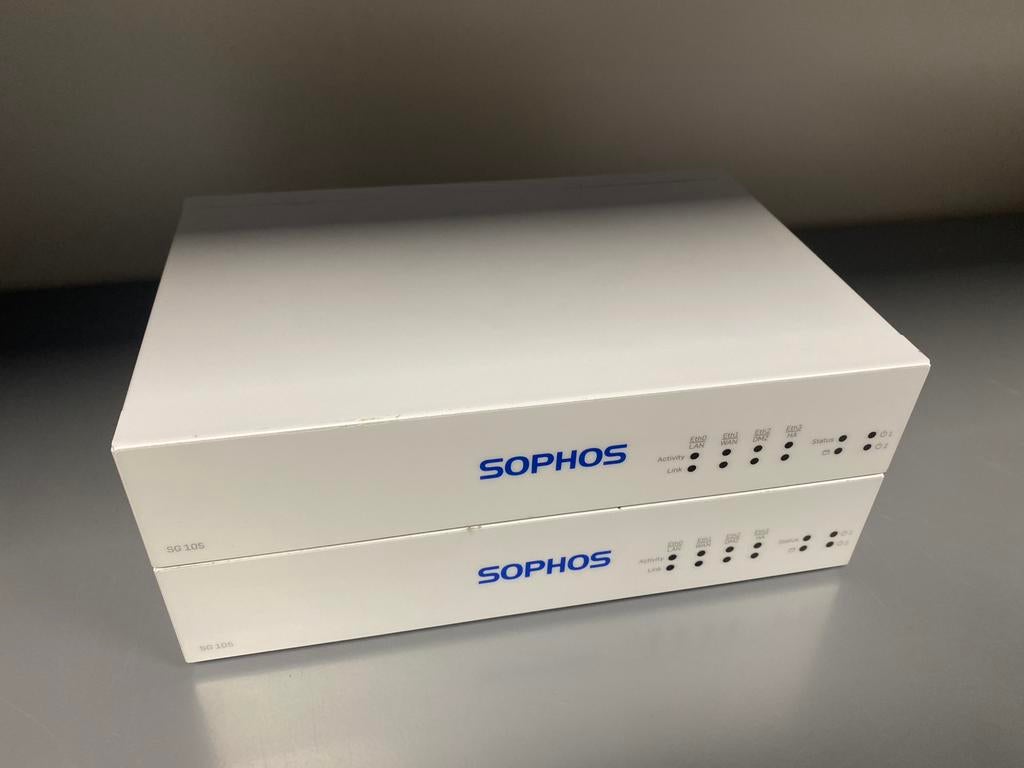 Sophos SG105 (2stuks), Computers en Software, Ophalen, Zo goed als nieuw