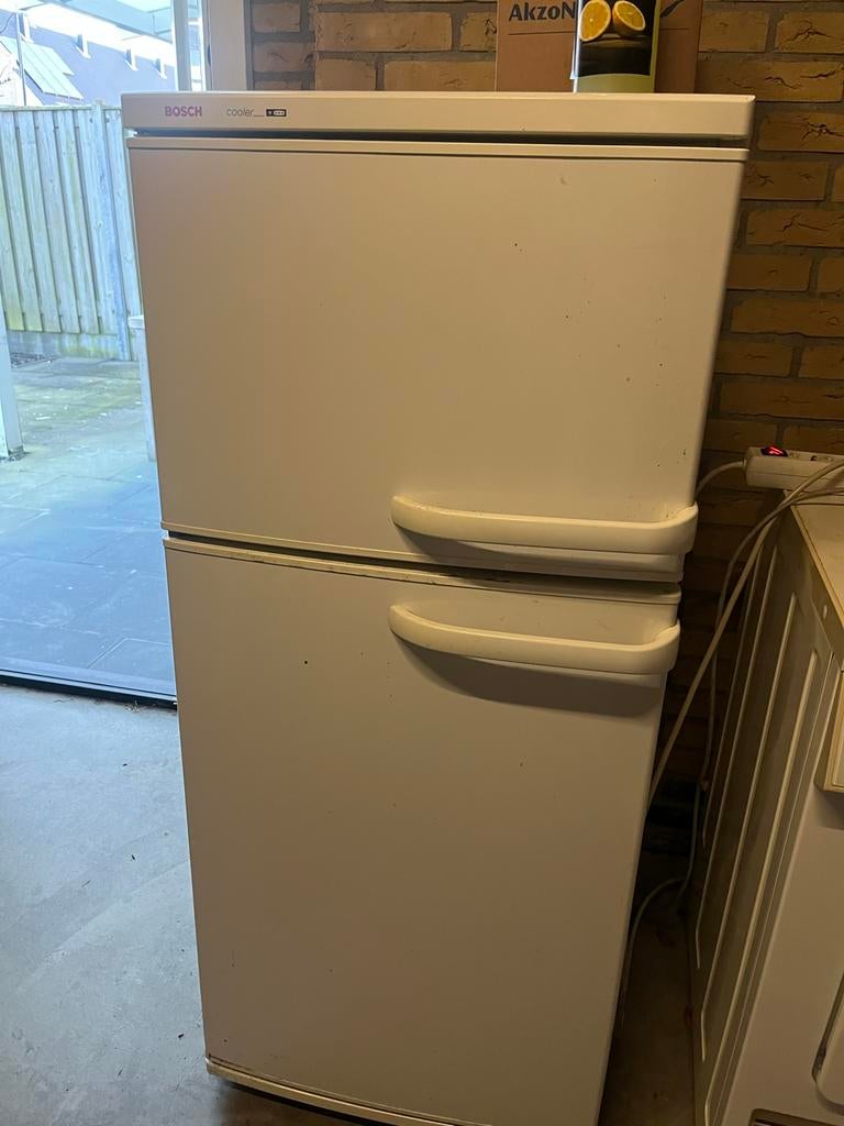 Bosch Koelkast met vriesvak, Witgoed en Apparatuur, Koelkasten en IJskasten, Gebruikt, Met vriesvak, 200 liter of meer, 120 tot 140 cm