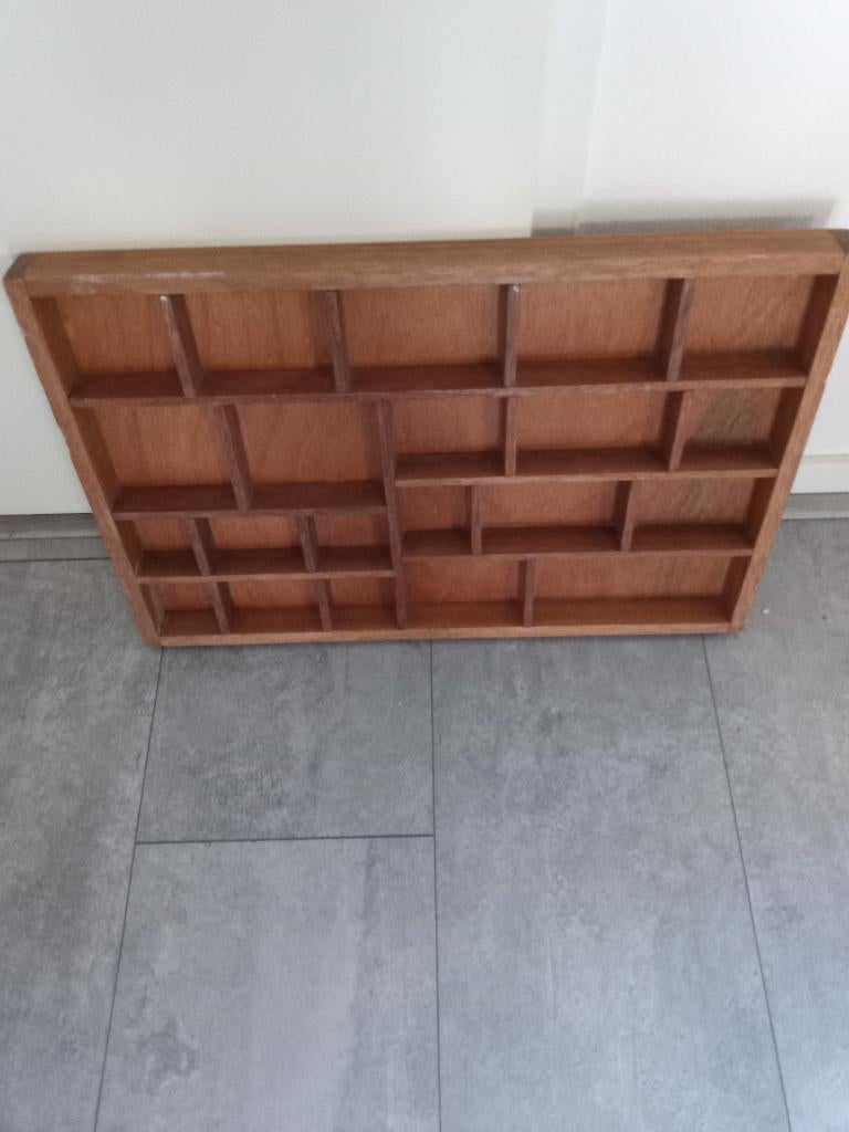 houten letterbak, Ophalen