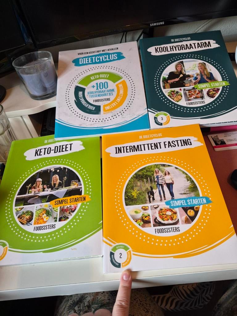 Foodsisters Dieetcyclus Boeken: Keto, Koolhydraatarm, if, Ophalen of Verzenden, Zo goed als nieuw, Dieet en Voeding, Foodsisters