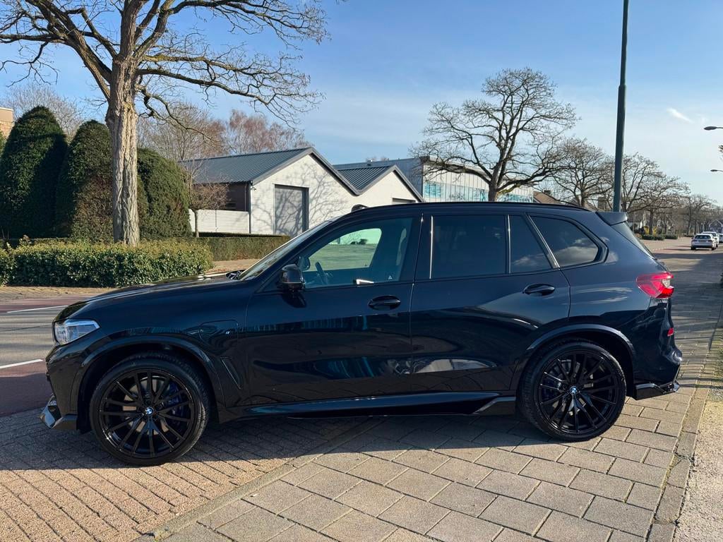 BMW X5 XDrive45e M-Performance Laser 22” Skylounge, Auto's, Gebruikt, Blauw, Vierwielaandrijving, Hybride Elektrisch/Benzine