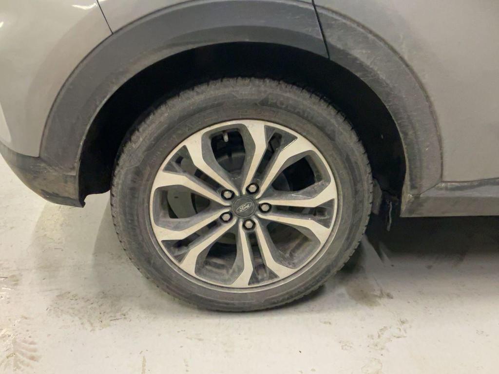 Ford Puma 1.0 EcoBoost Hybrid Titanium 125pk | Navigatie | A, Euro 6, Bedrijf, Grijs, 3 cilinders