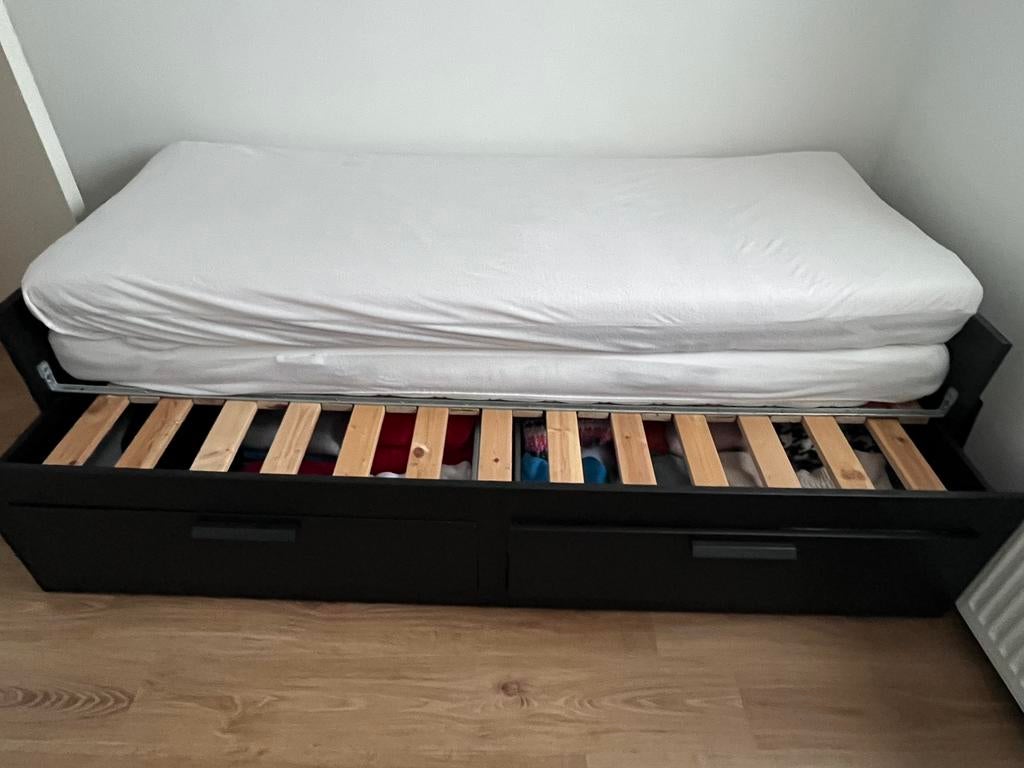 Brimnes uitschuifbaarbed; zie foto’s!, Ophalen, Eenpersoons, Zwart, 80 cm