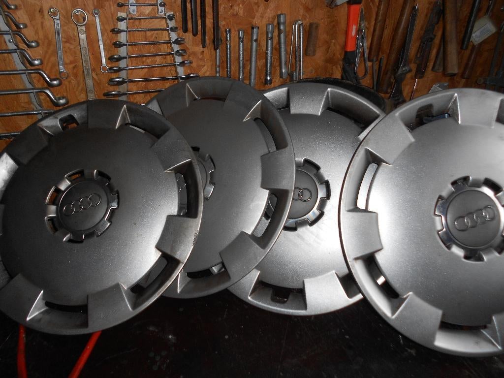 wieldoppen audi 16, Auto diversen, Ophalen