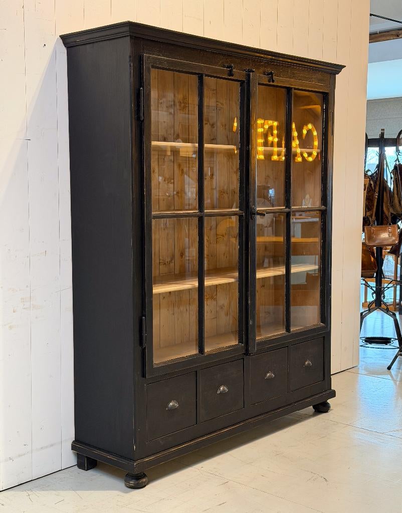Vintage zwart kast | Vitrinekast | Buffetkast | Wandkast, Ophalen