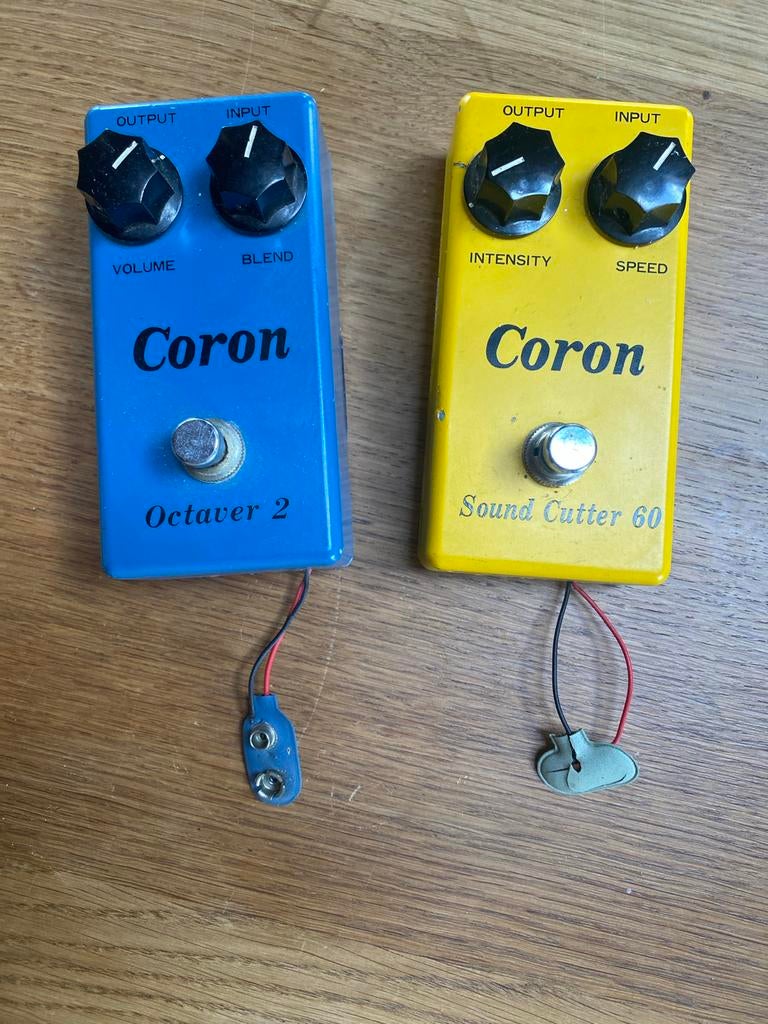 Coron Octaver 2 en Sound Cutter 60 vintage gitaarpedalen, Muziek en Instrumenten, Effecten, Ophalen of Verzenden, Gebruikt, Overige typen
