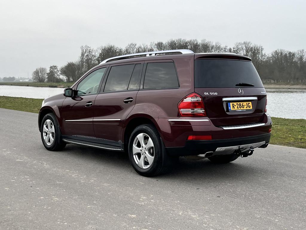 Mercedes-Benz GL-klasse 550 4MATIC, Automaat, 5461 cc, 8 cilinders, 7 stoelen