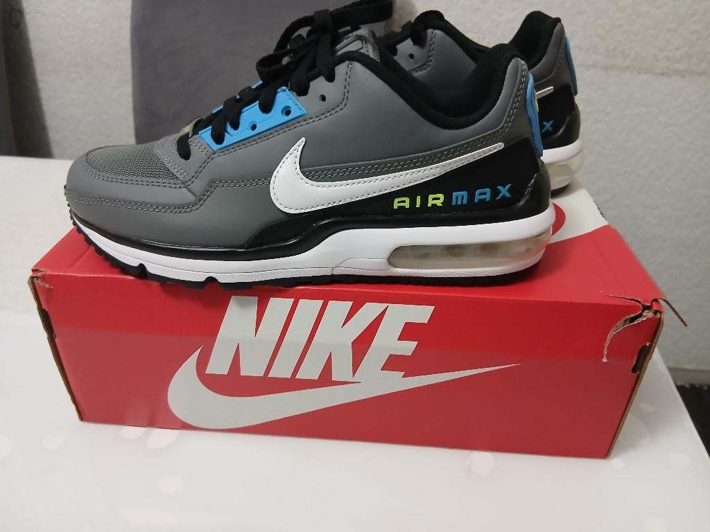 Sportschoenen Nike maat 37,5 Nieuw in doos, Ophalen, Blauw, Sportschoenen, Nike