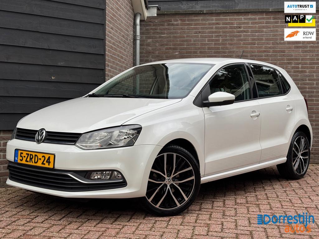 Volkswagen Polo 1.0 Comfortline | Navi | MirrorLink | 17inch, Auto's, Stof, Wit, Origineel Nederlands, Bedrijf