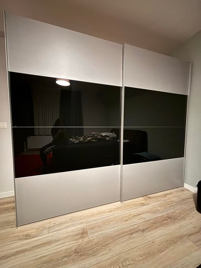 Gratis kledingkast met schuifdeuren, Ophalen, Gebruikt, 200 cm of meer, Overige houtsoorten