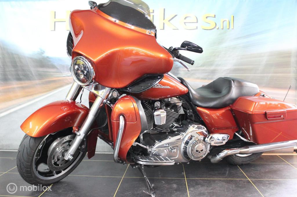Harley Davidson 103 FLHX Street Glide - foto 2
