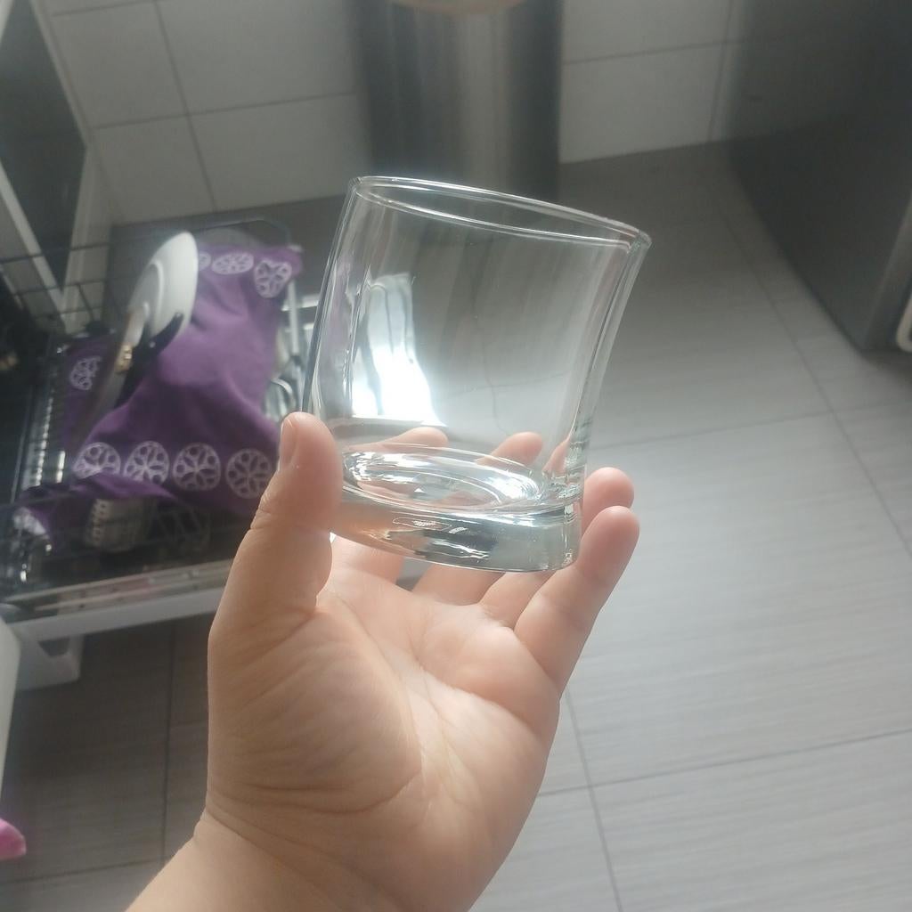 6 stijlvol glazen drinkglas - Perfect voor elke gelegenheid, Huis en Inrichting, Keuken | Servies, Ophalen, Glas of Glazen, Gebruikt