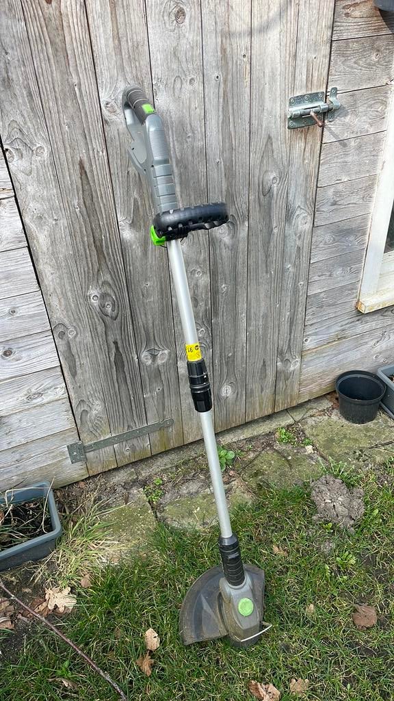 Lux accu trimmer zonder accu en lader, Tuin en Terras, Grastrimmers, Ophalen of Verzenden, Zo goed als nieuw, Accu