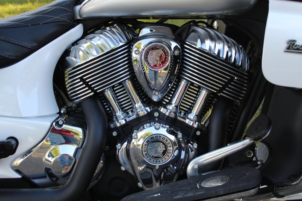 Indian Roadmaster - foto 2