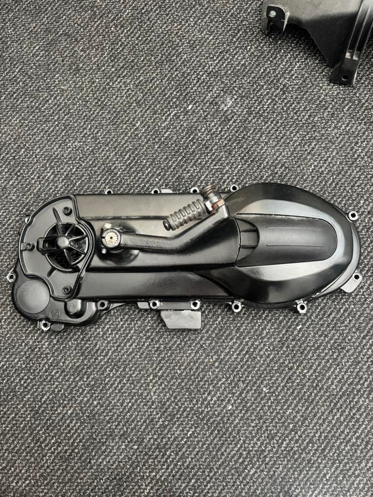 Gilera runner dg carterdeksel, Ophalen