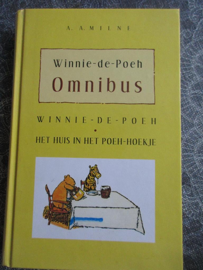 Winnie de Poeh Omnibus - A.A. Milne, Boeken, Ophalen of Verzenden, Zo goed als nieuw