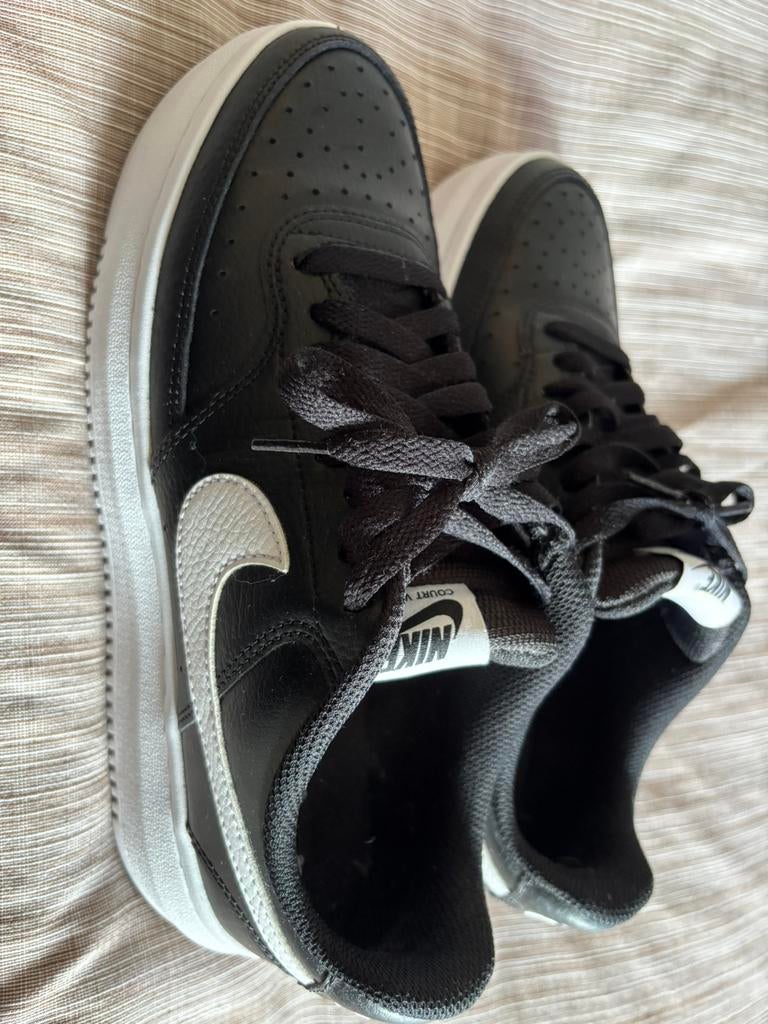 nike court vision alta dames 40,5, Zwart, Ophalen of Verzenden, Sneakers of Gympen, Zo goed als nieuw