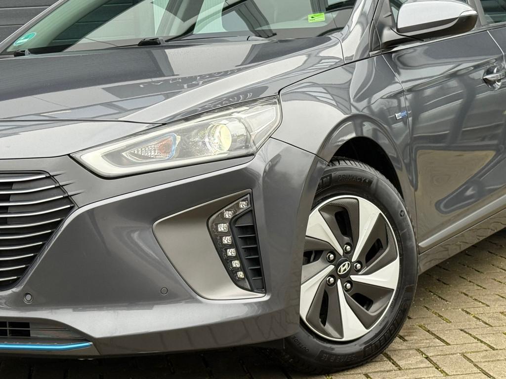 Hyundai IONIQ 1.6 GDi Comfort / AUTOMAAT / CAMERA / NAP, Gebruikt, Origineel Nederlands, Bedrijf, IONIQ