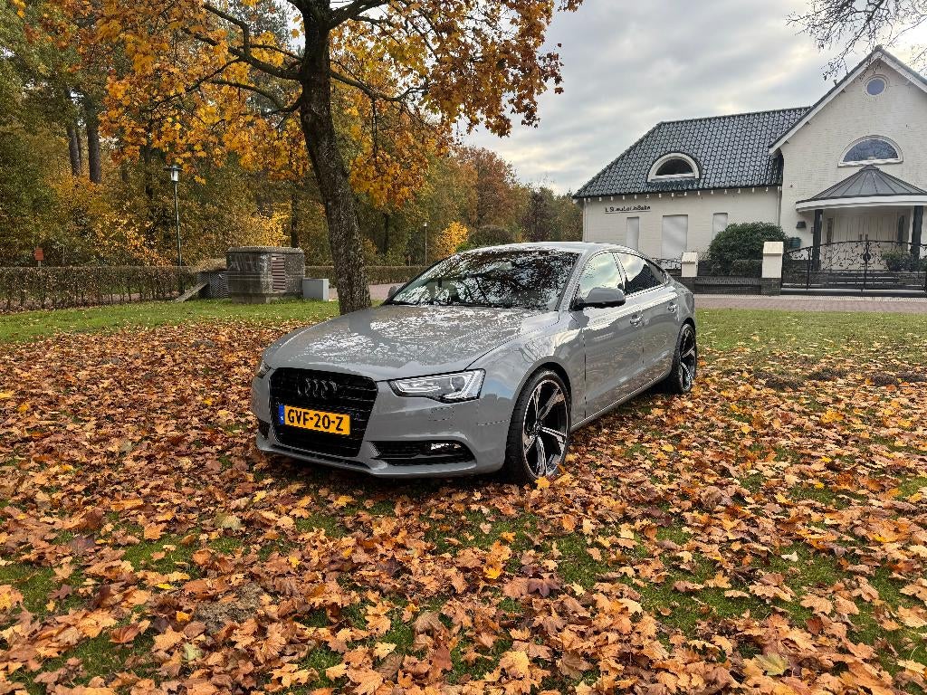 Super mooie !! Audi A5 2.0 Tfsi Sportback Quattro NardoGrey, Auto's, Automaat, 4 cilinders, 1984 cc, 4 stoelen