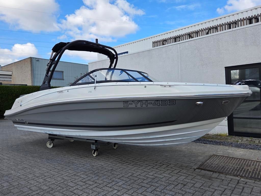 Bayliner VR6 - boegschroef - 4.5L 250pk - 8 maanden oud!, Watersport en Boten, Speedboten, Ophalen, Binnenboordmotor, 6 meter of meer