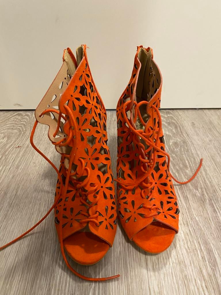 Oranje hakken met open neus, Kleding | Dames, Schoenen, Gedragen, Schoenen met hoge hakken, Oranje, Ophalen of Verzenden
