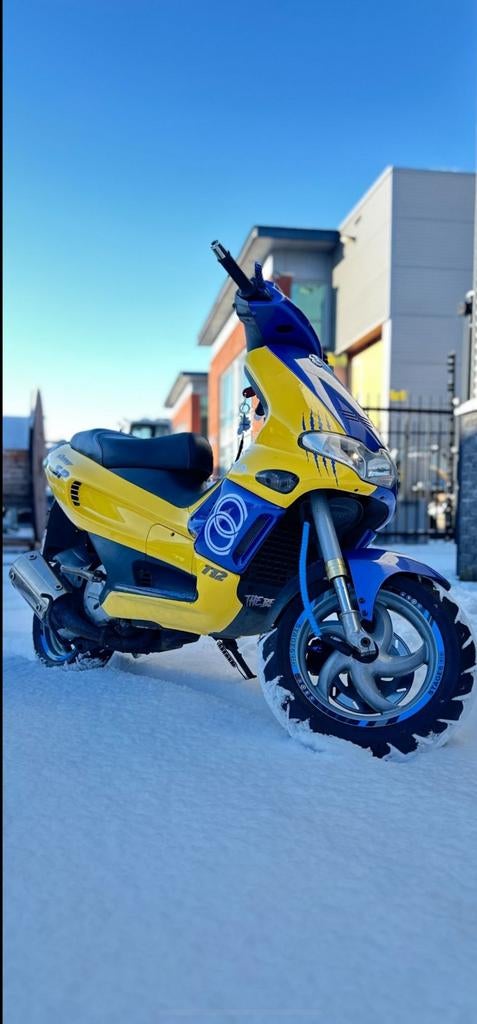 Gilera runner 172cc malossi fijn motor duits, Fietsen en Brommers, Scooters | Piaggio, Ophalen, Zo goed als nieuw, Tweetakt, Overige modellen