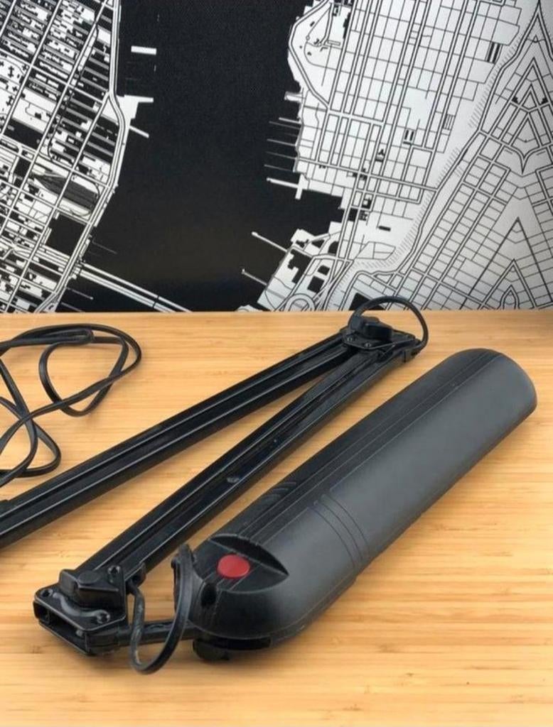 Vintage bureaulamp Finse Jaren 80 Zwart Verstelbaar, Gebruikt, 50 tot 75 cm, Ophalen of Verzenden, Overige materialen