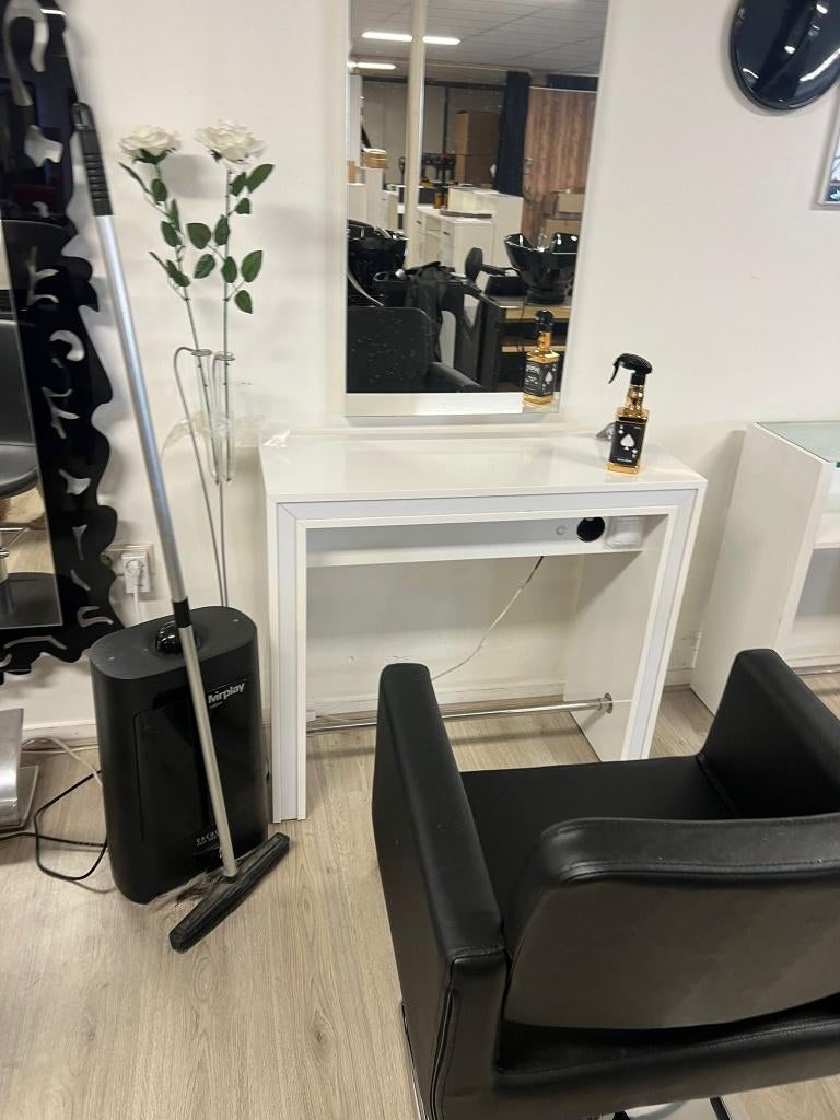 Kappersstoelen ,spiegels, balies, Ophalen, Minder dan 50 cm, Nieuw, Minder dan 100 cm