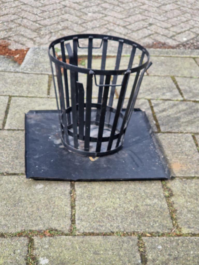 Vuurkorf met bodemplaat, Ophalen, Gebruikt, Vuurkorf