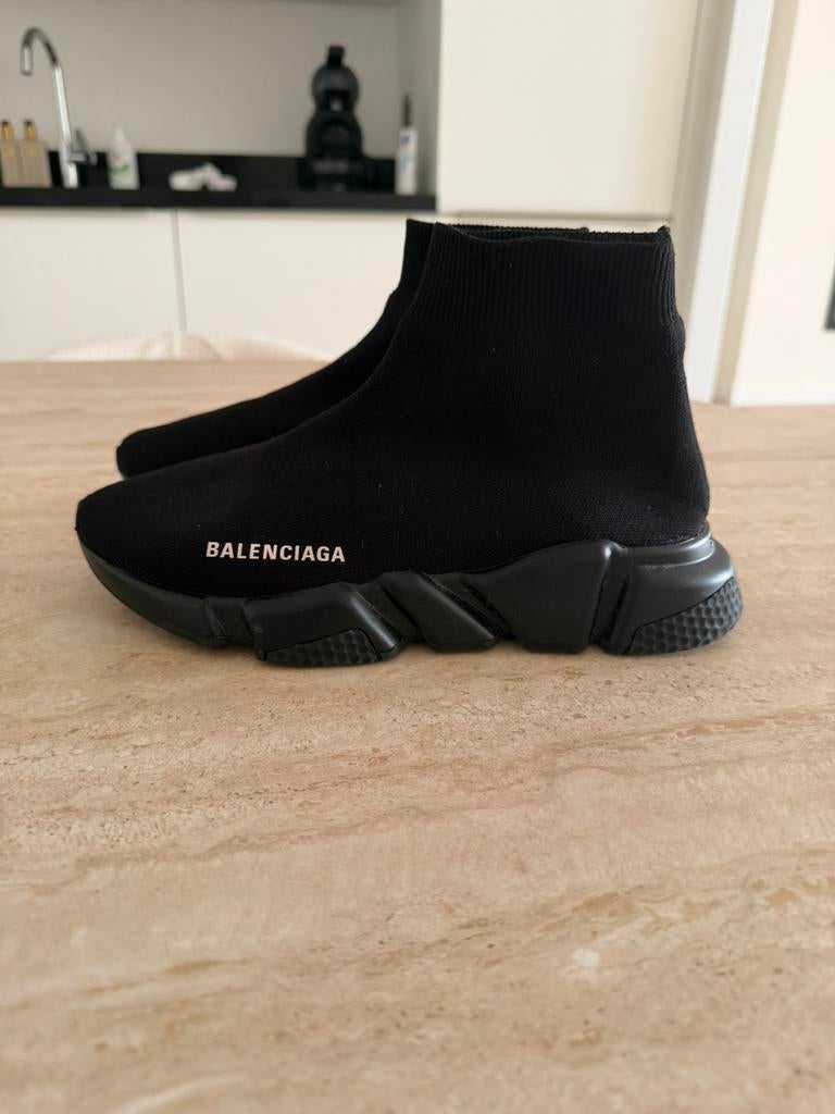 Balenciaga, Kleding | Dames, Schoenen, Ophalen of Verzenden, Zo goed als nieuw, Zwart, Sneakers of Gympen