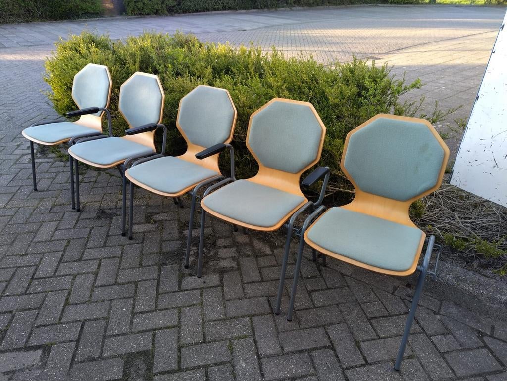 Kerk/ Kantinestoelen stalen frame met houten zitting, Ophalen, Gebruikt, Vijf, Zes of meer stoelen