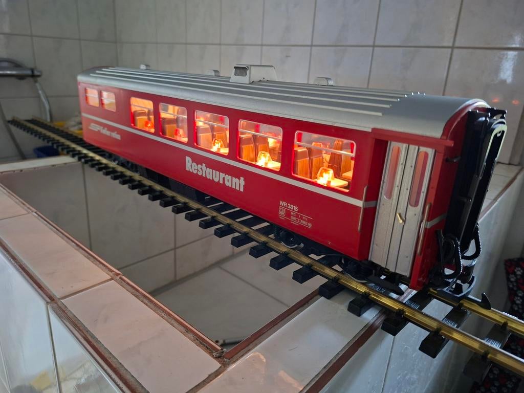 Lgb restaurant wagon van de RhB 3068(0) als nieuw in ovp, Gelijkstroom, Wagon, Ophalen of Verzenden, Zo goed als nieuw