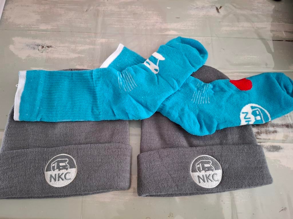 NKC camper mutsen en sokken, Ophalen of Verzenden, Nieuw, Blauw, Sokken en Kniesokken