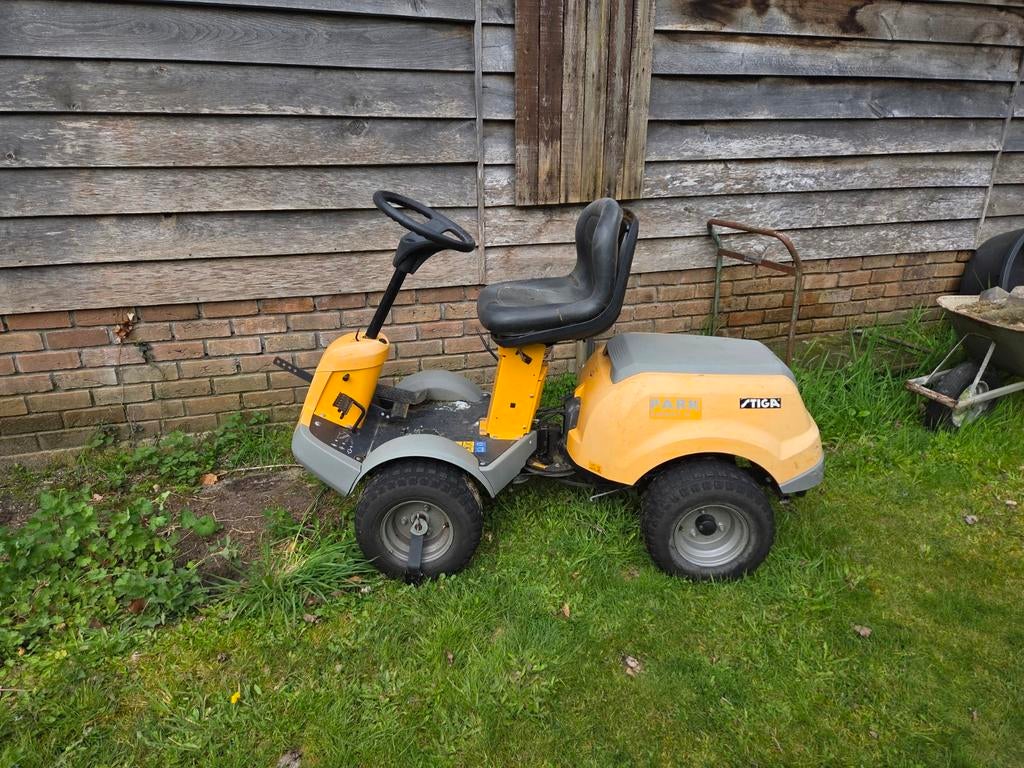 Stiga Zitmaaier P901 (zonder maaidek), Ophalen, Gebruikt