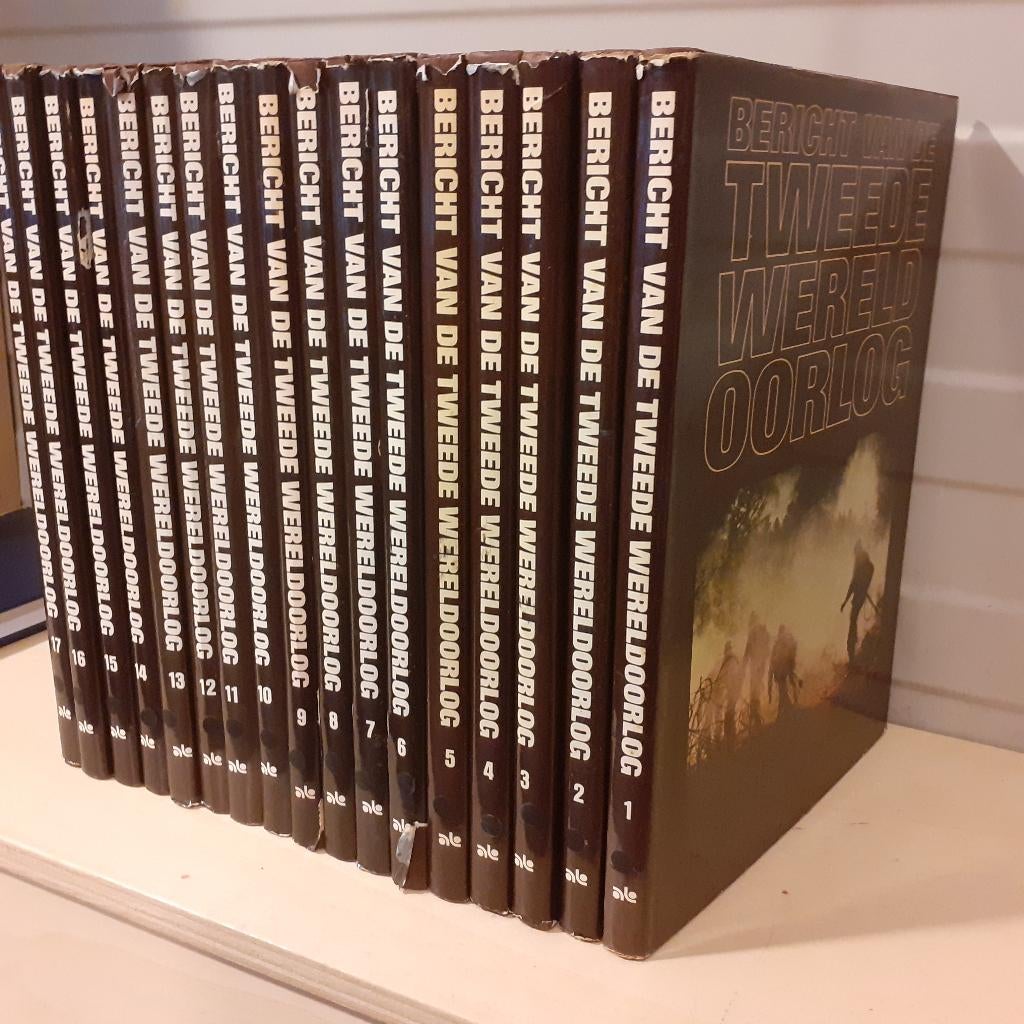 Nr. 1003 Bericht van de tweede wereldoorlog. 17 delige serie, Ophalen of Verzenden, Tweede Wereldoorlog, Gelezen, Algemeen