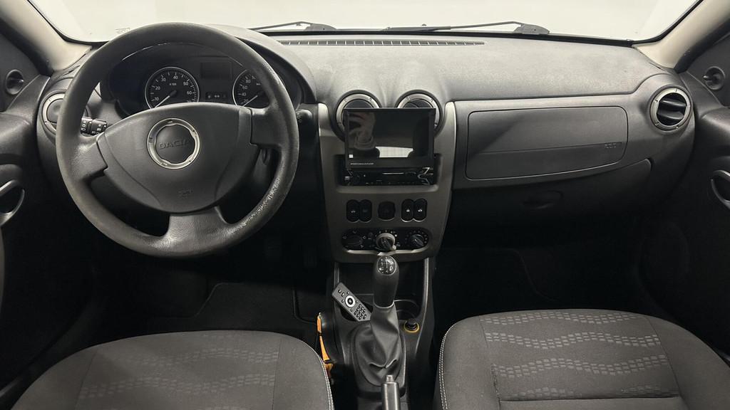 Dacia Sandero 1.6 Stepway AIRCO TREKHAAK LM., Auto's, Voorwielaandrijving, Stof, Zwart, 4 cilinders