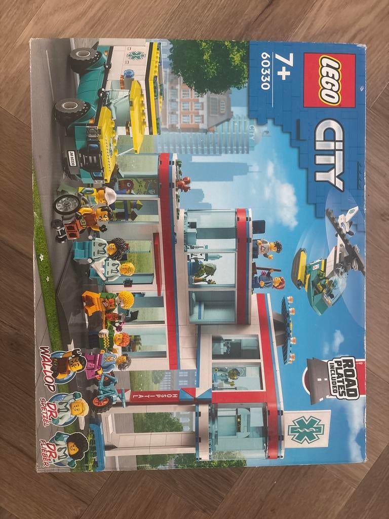 Lego City Ziekenhuis 60330 - Nieuw in doos, Kinderen en Baby's, Speelgoed | Duplo en Lego, Ophalen of Verzenden, Nieuw, Complete set