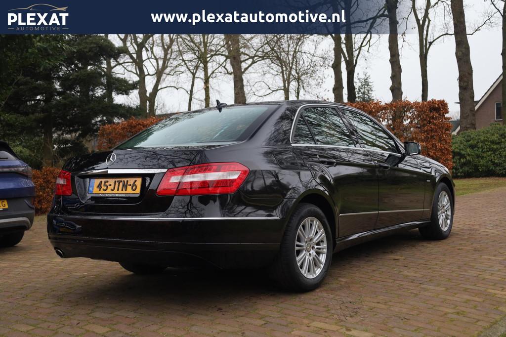 Mercedes-Benz E-klasse 250 CGI Elegance Aut. | Slechts 126.0, Auto's, Euro 5, Gebruikt, Zwart, 4 cilinders