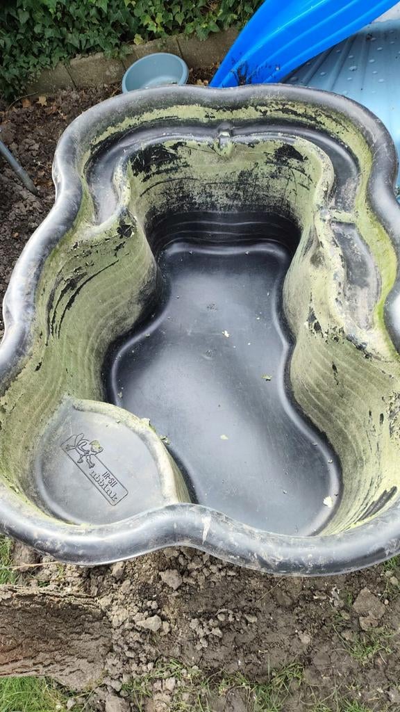 Voorgevormde vijver 135x95x40, merk Ubbink, Ophalen, Gebruikt