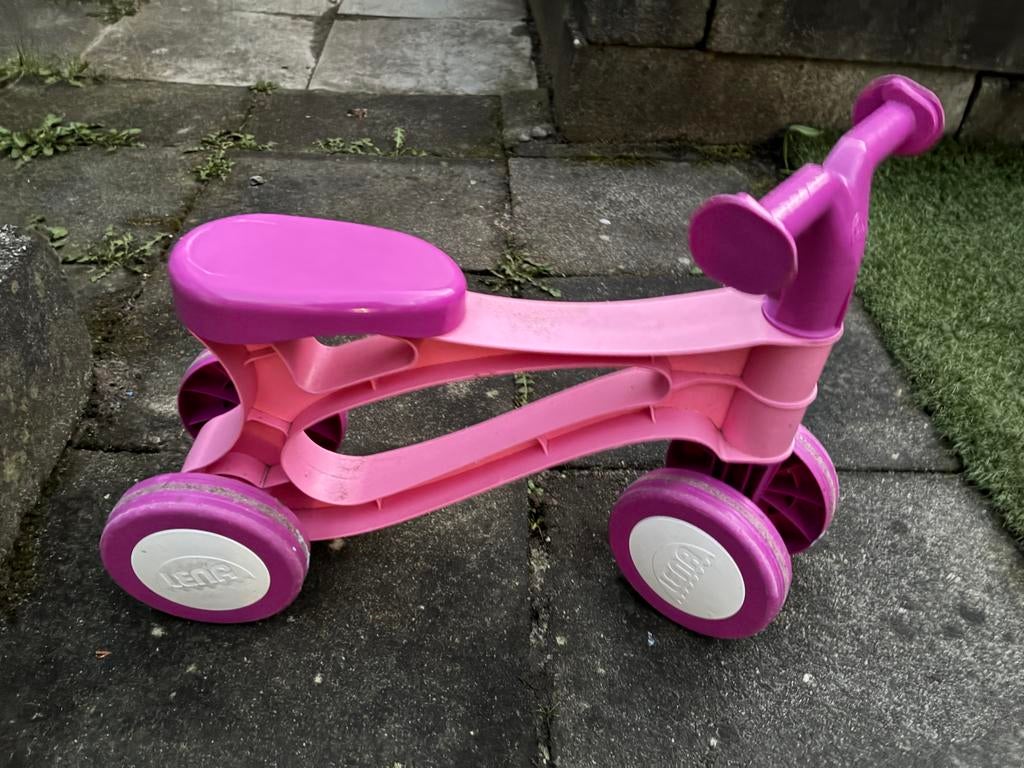 Lena Loopfiets Roze - Perfect voor de kleintjes!, Kinderen en Baby's, Speelgoed | Buiten | Voertuigen en Loopfietsen, Gebruikt