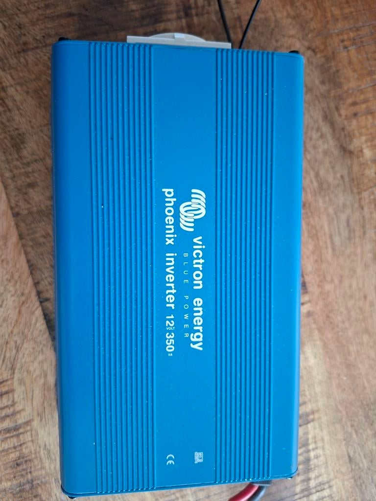 Victron Phoenix Omvormer 12V naar 220V 350W, Ophalen of Verzenden