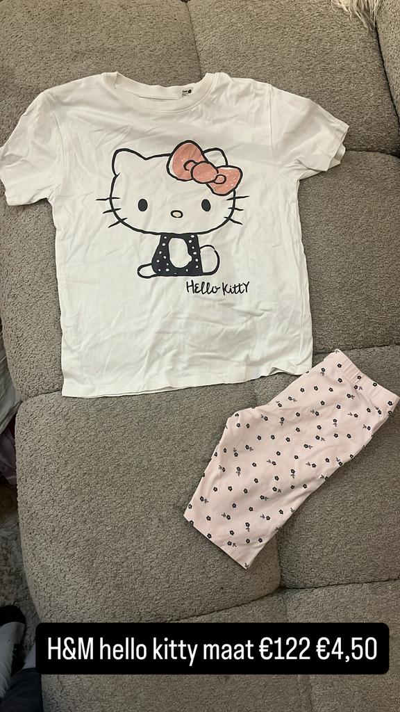 H&M Hello Kitty pyjama set – maat 122 –, ., Ophalen of Verzenden, Zo goed als nieuw, .