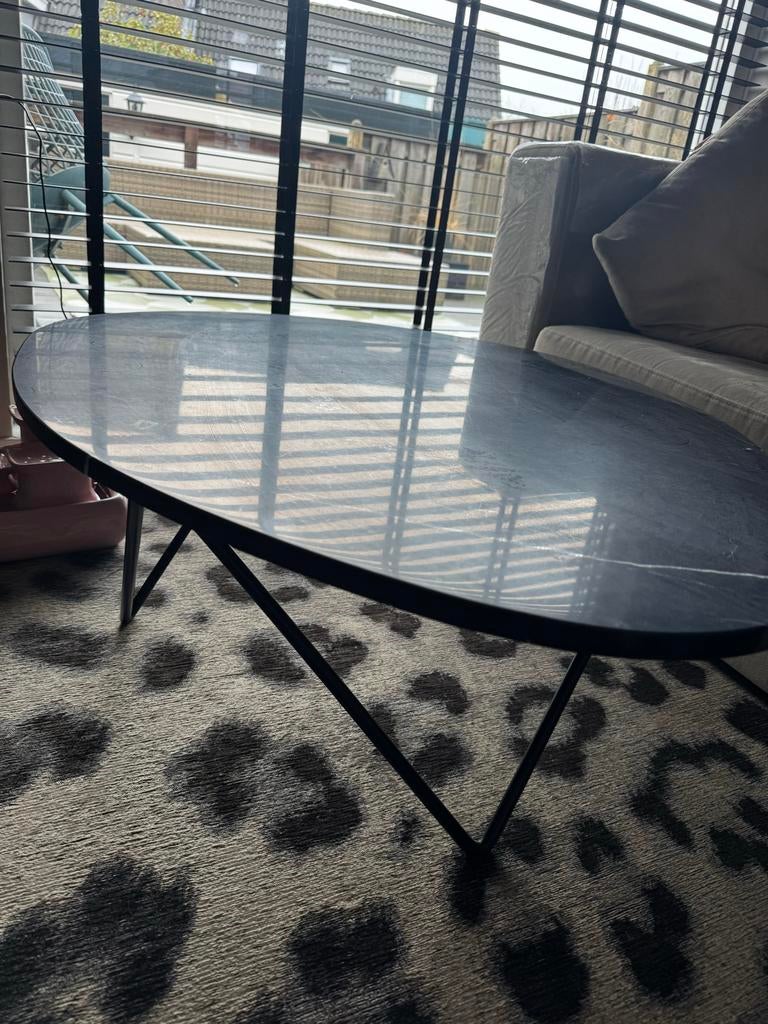 Furnified - Zwart Marmeren Salontafel - Richard Design, Huis en Inrichting, Tafels | Salontafels, Ophalen, Gebruikt, 100 tot 150 cm