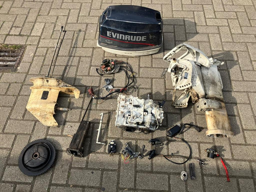Evinrude Johnson 25 30 35 pk 2 takt buitenboordmotor onderde, Ophalen of Verzenden, Gebruikt, Motor en Techniek