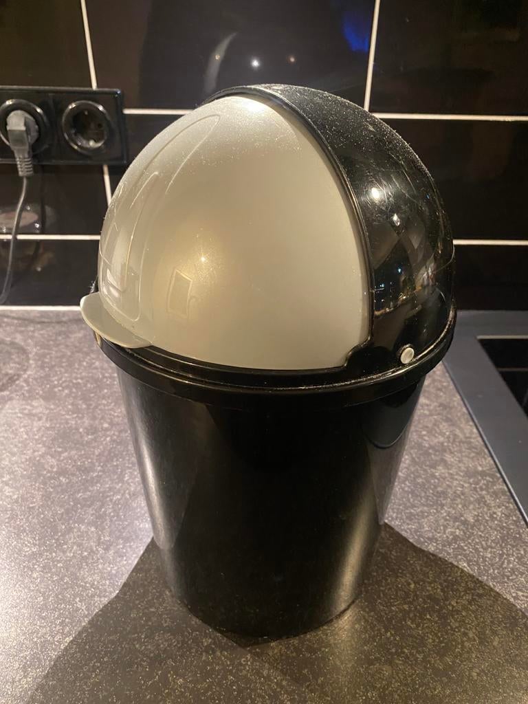 Prullenbak, klein formaat, Ophalen, Zo goed als nieuw, Kunststof, Minder dan 50 cm