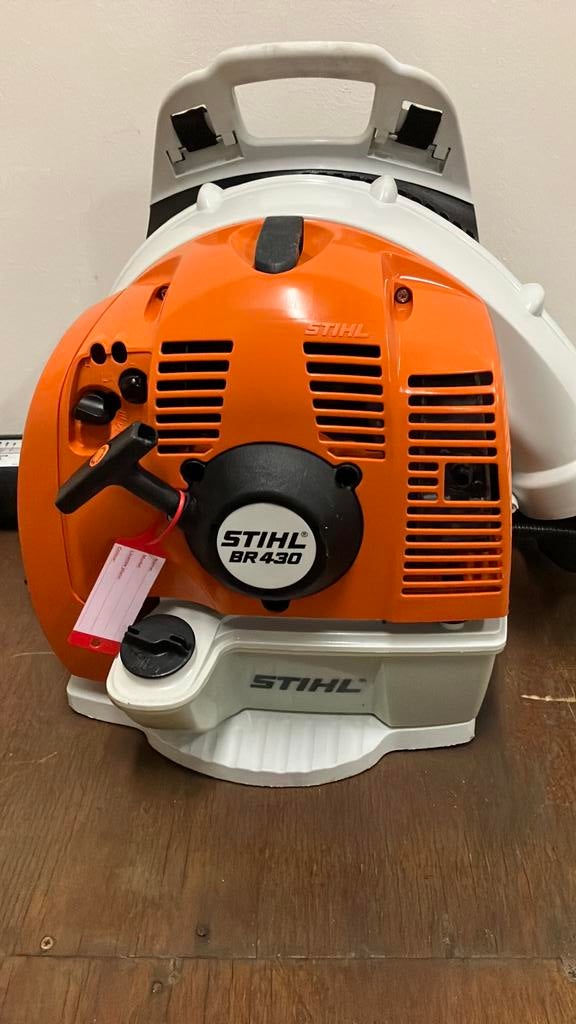 Zeer nette goed werkende Stihl Br 430 ruggedragen bladblazer, Tuin en Terras, Bladblazers, Ophalen, Ruggedragen, Zo goed als nieuw