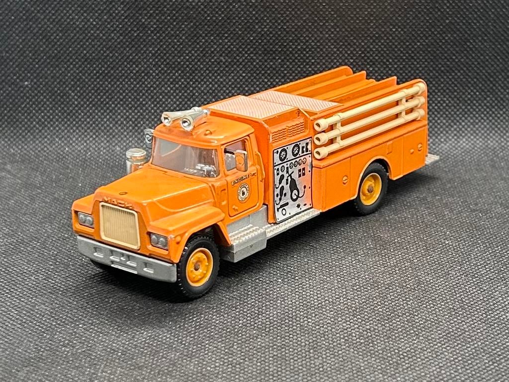 Solido Mack Pompiers Brandweer, Ophalen of Verzenden, Zo goed als nieuw, Bus of Vrachtwagen