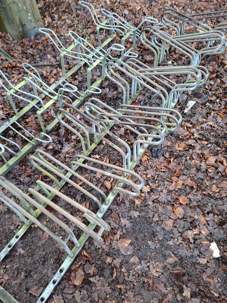 Fietsen rekken enkel en dubbel, Ophalen, Gebruikt